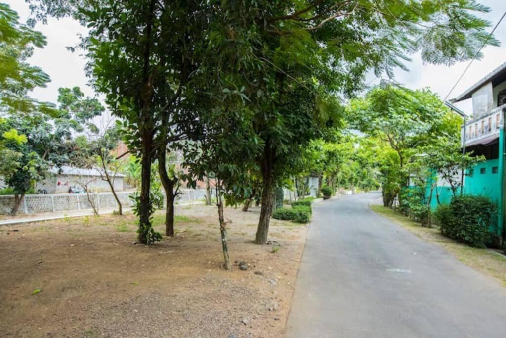 Villa Amalura I Γιογκιακάρτα Εξωτερικό φωτογραφία